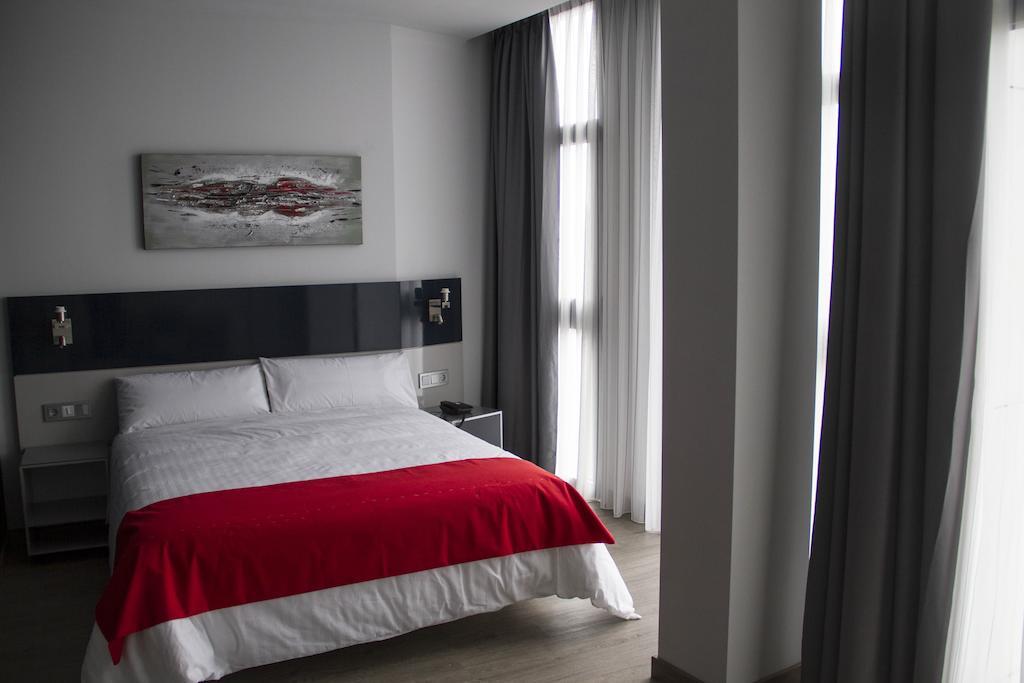 Hotel Santa Eulalia Puertollano Habitación foto